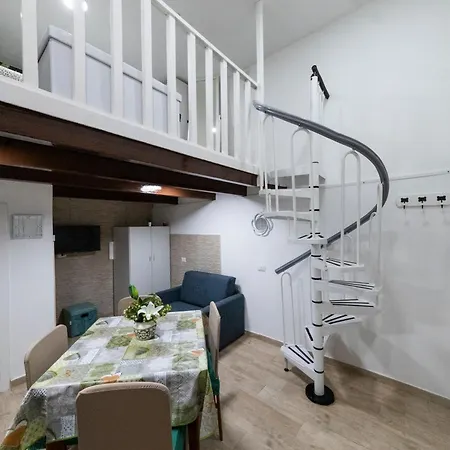 Center Valery Sweet House Apartment Neapel
